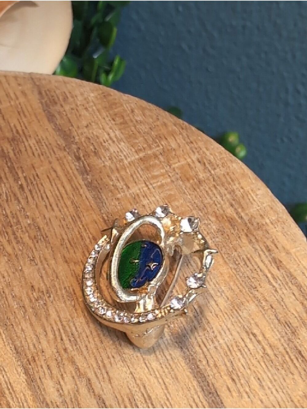Moon & Earth & Shell Brooch Set - Women Jewelry - Picture 9 of 12